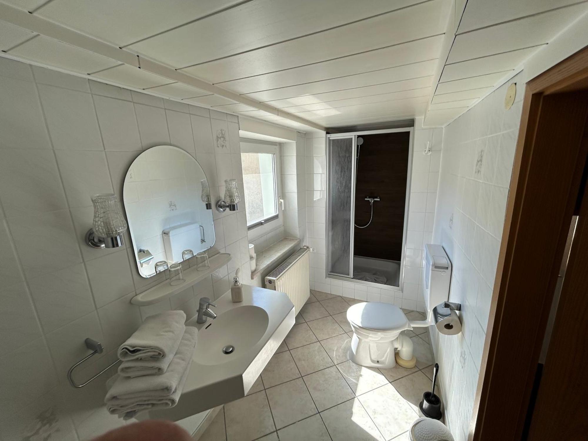 Ratskeller Waren Hotel Waren  Buitenkant foto