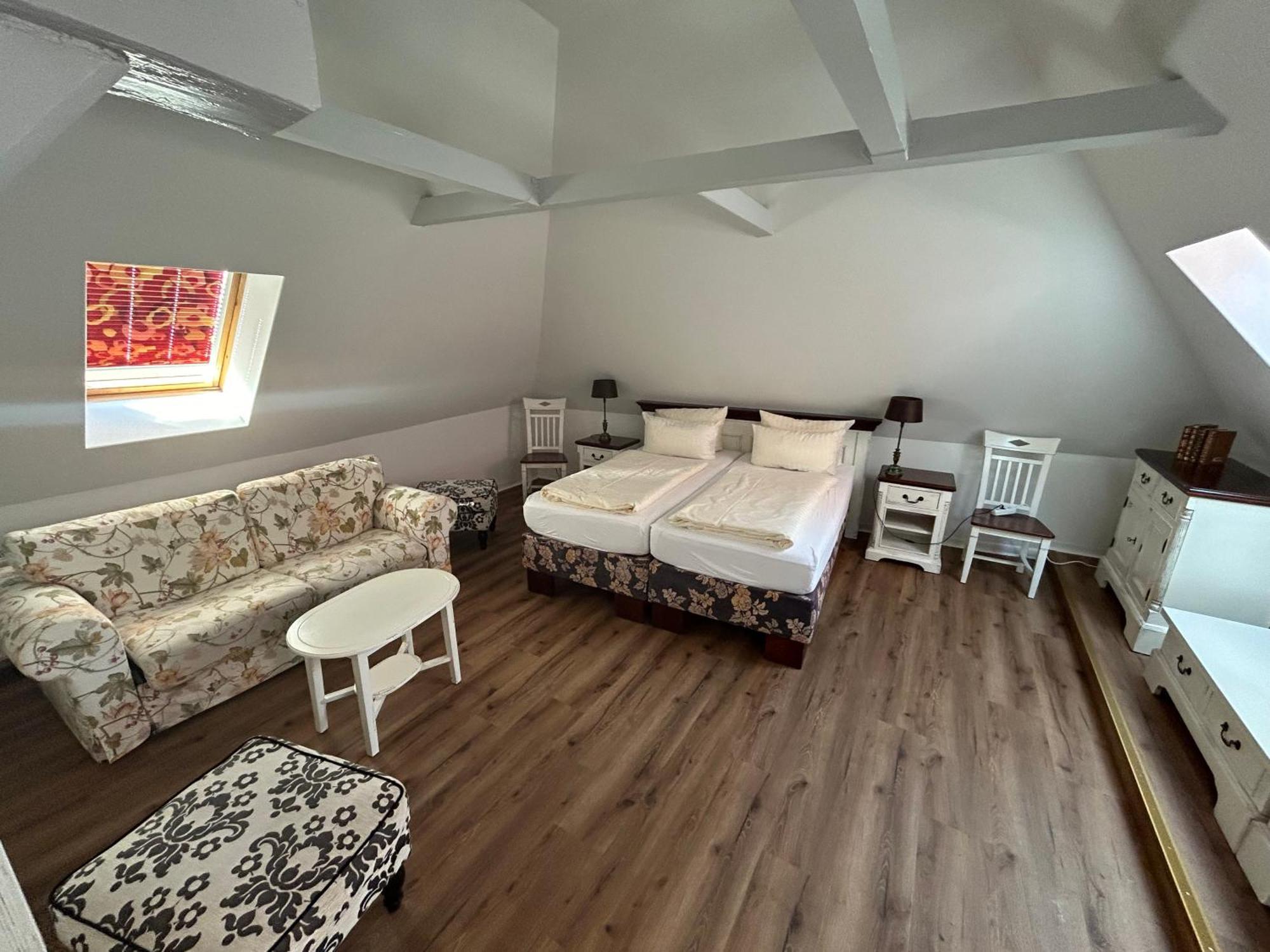 Ratskeller Waren Hotel Waren  Buitenkant foto