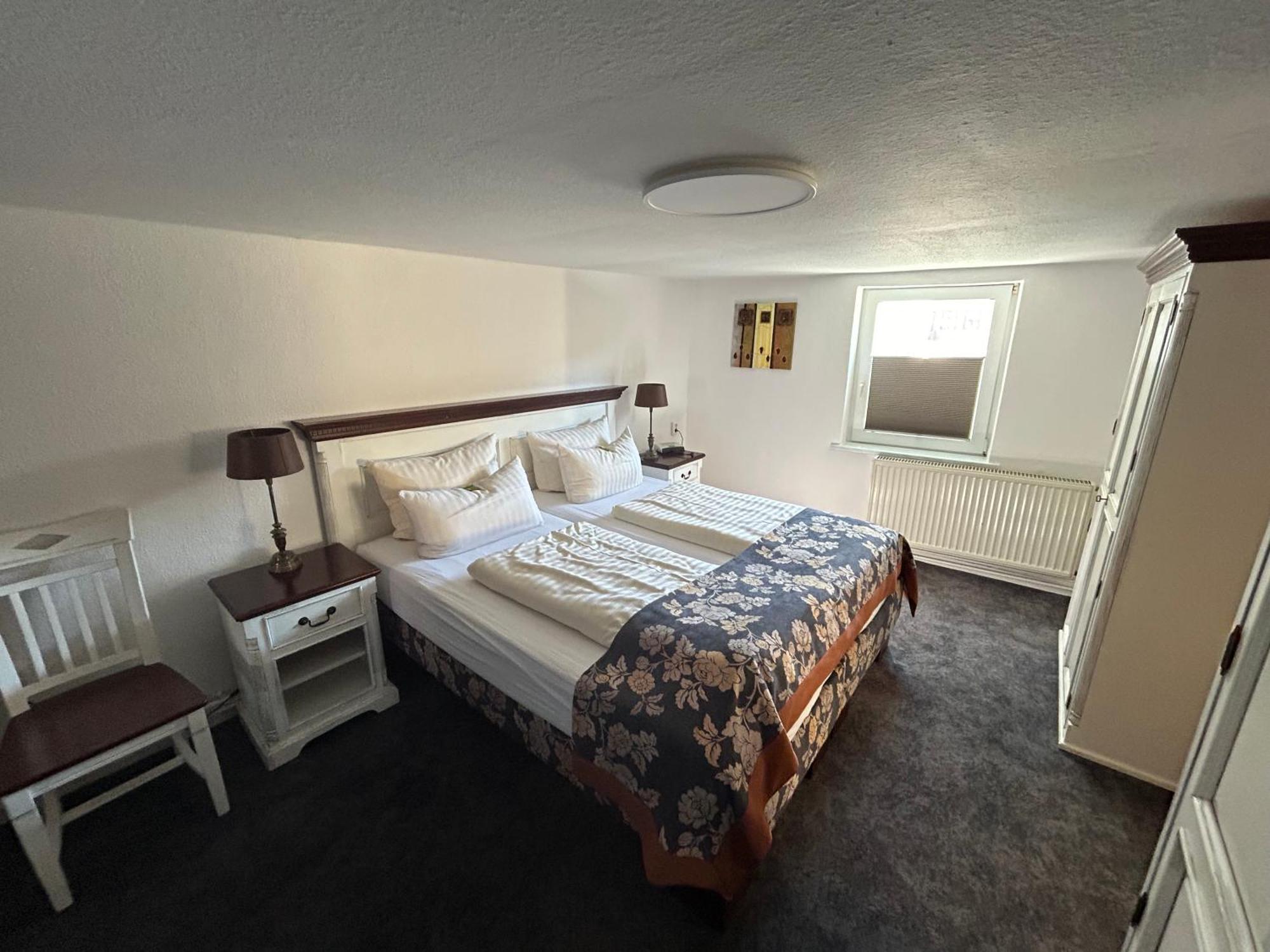 Ratskeller Waren Hotel Waren  Buitenkant foto